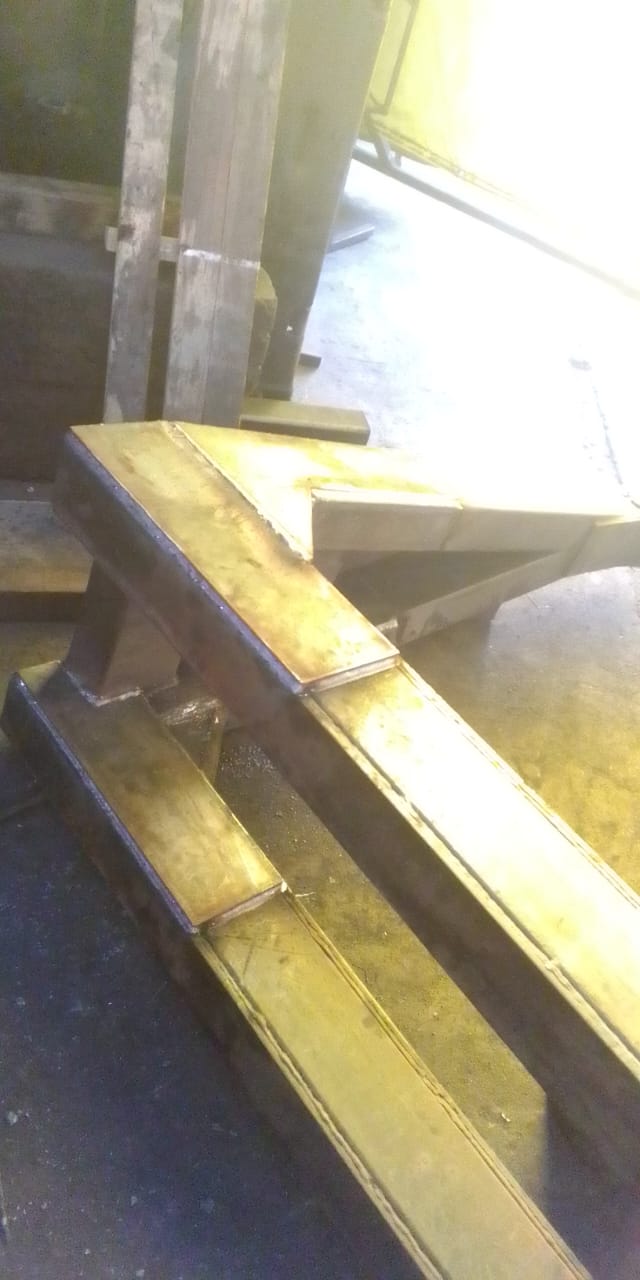 wayne-welding-fabrication-steel-work-beam-weld