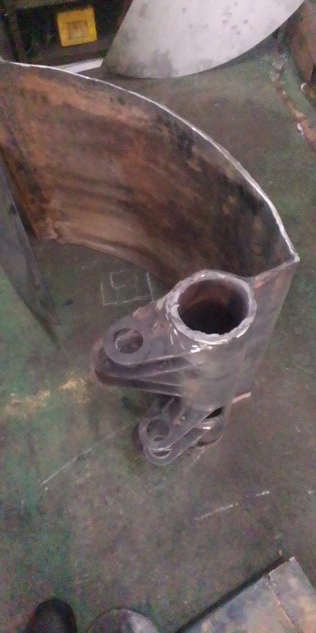 wayne-welding-fabrication-steel-work-weld-before